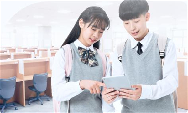 简而优智学室加盟